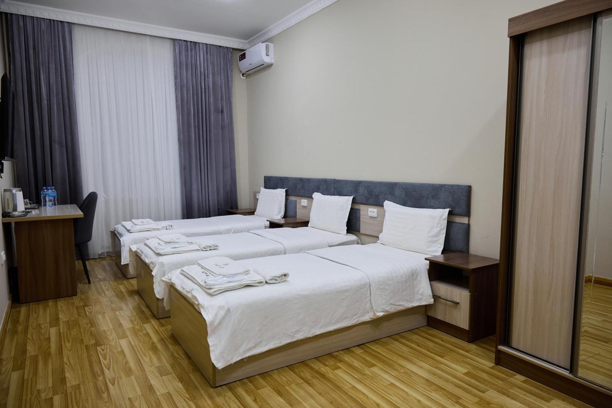 Art Garden Hotel Tashkent Exterior photo